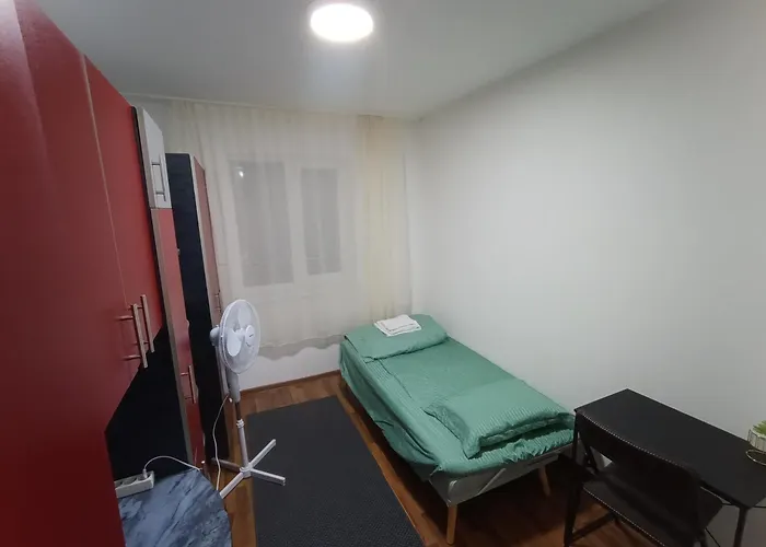 Cu Baie In Campusul Universitar